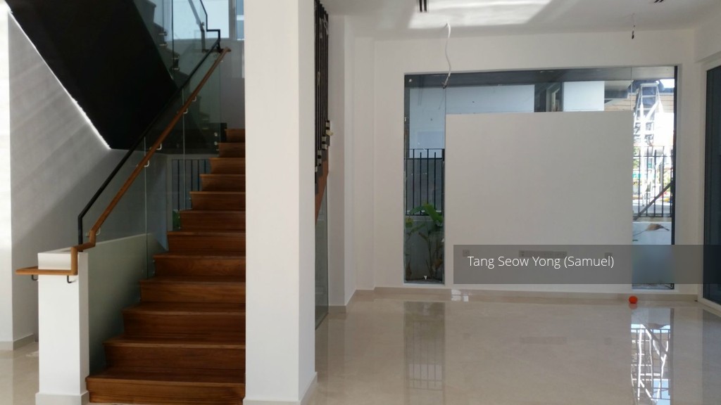 AROOZOO AVENUE (D19), Detached #110757652